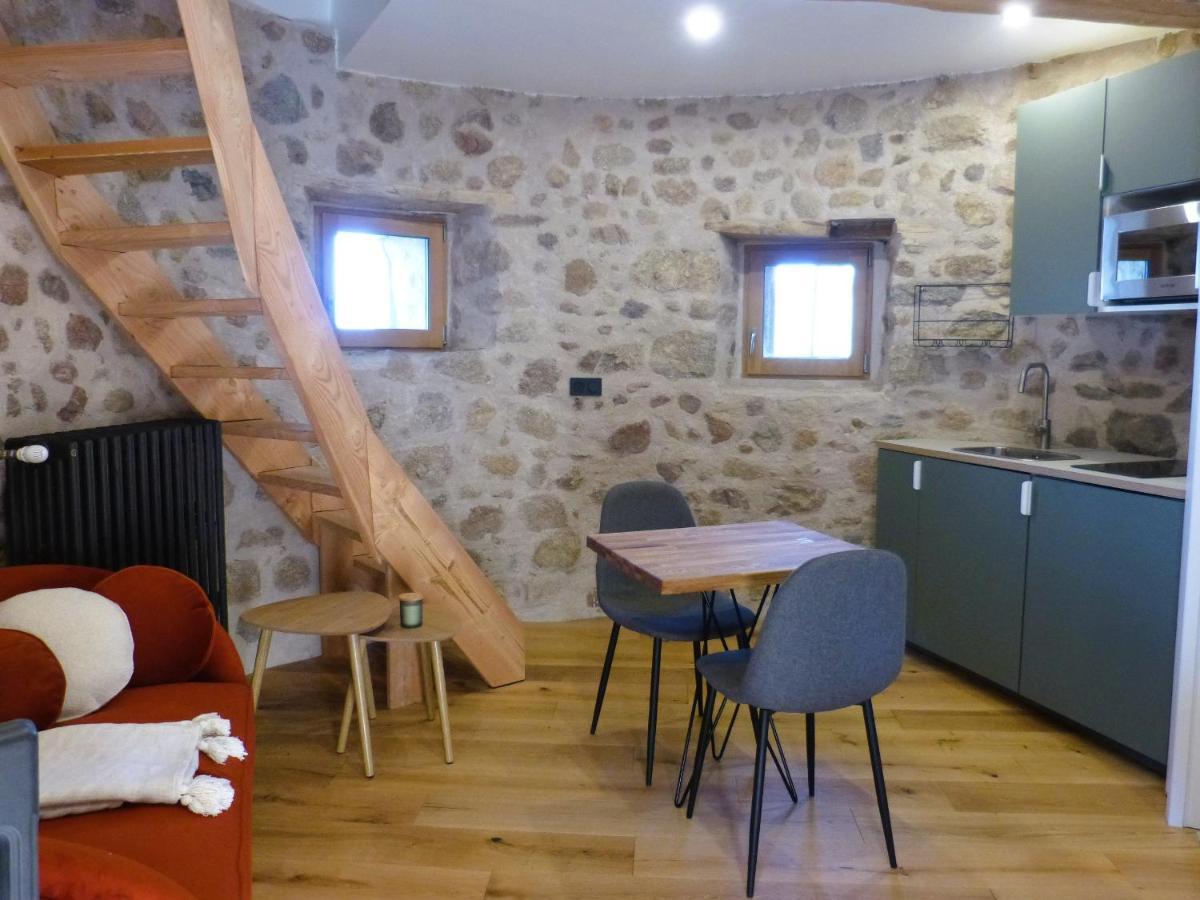 La Tour Du Canet Longessaigne Экстерьер фото